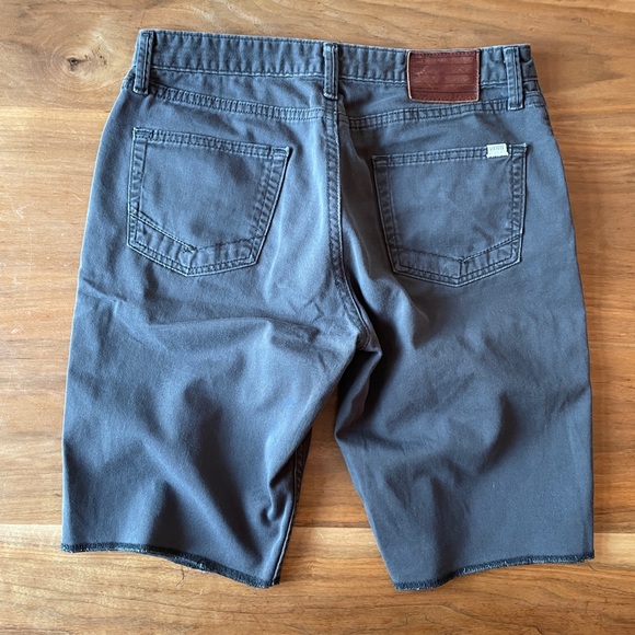 2 pairs of Vans Shorts! - Picture 9 of 13